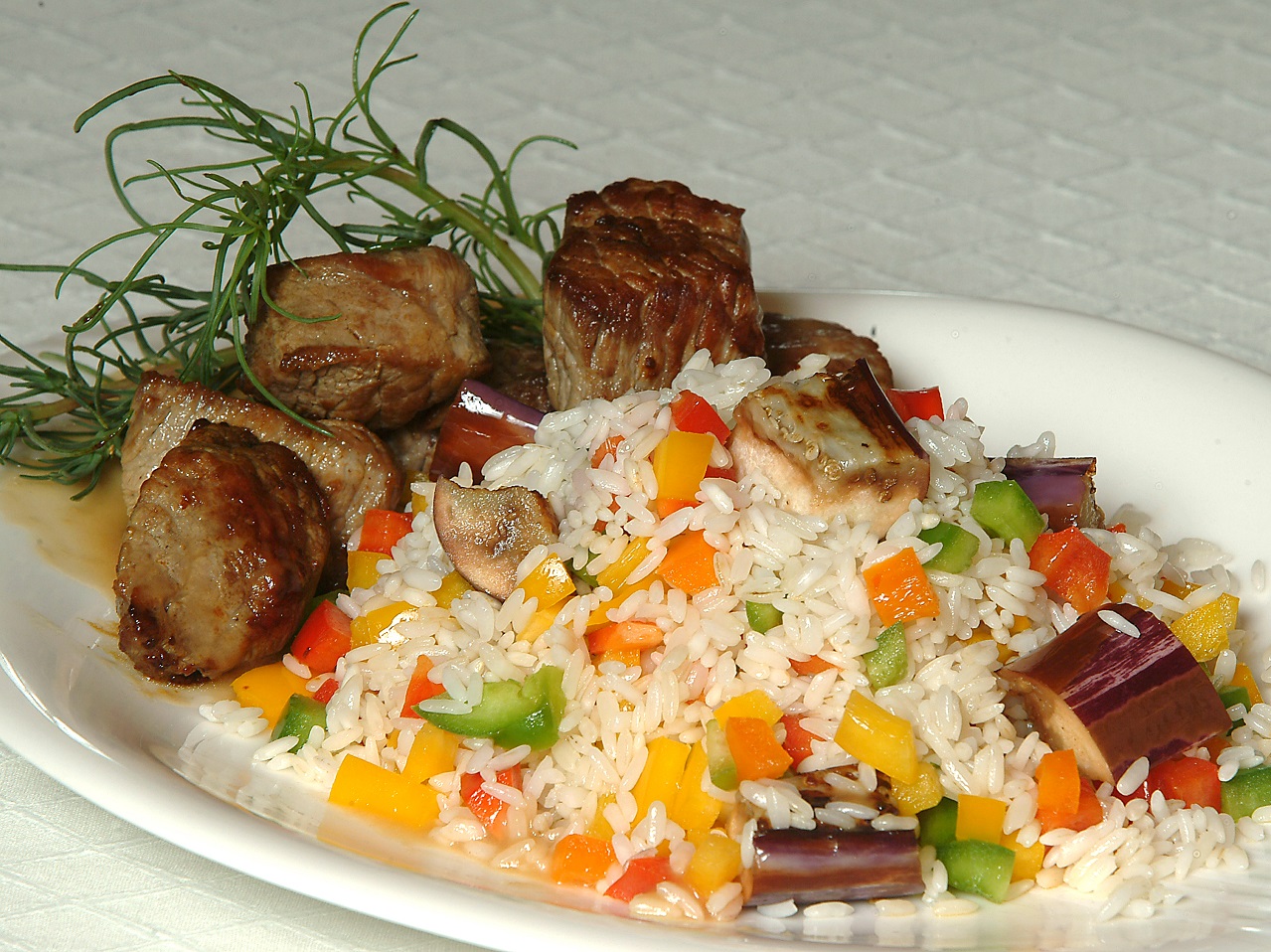 Rice with beef and vegetables